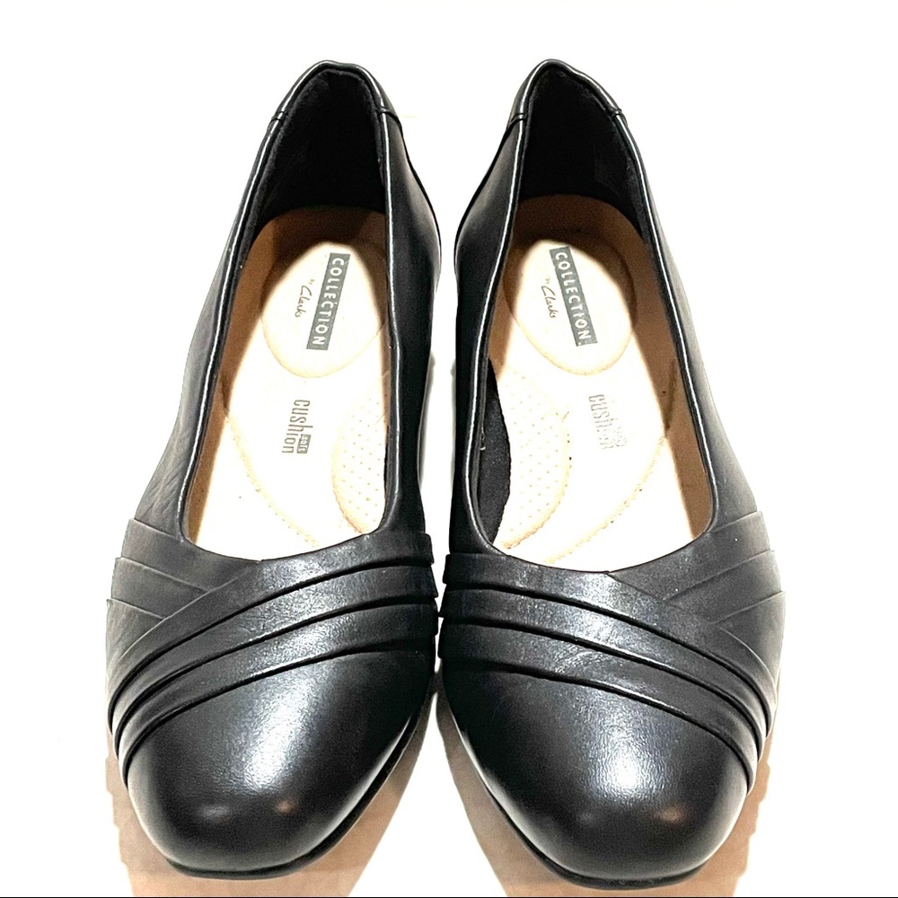 Clark’s collection women’s slip on heels size 6.5
